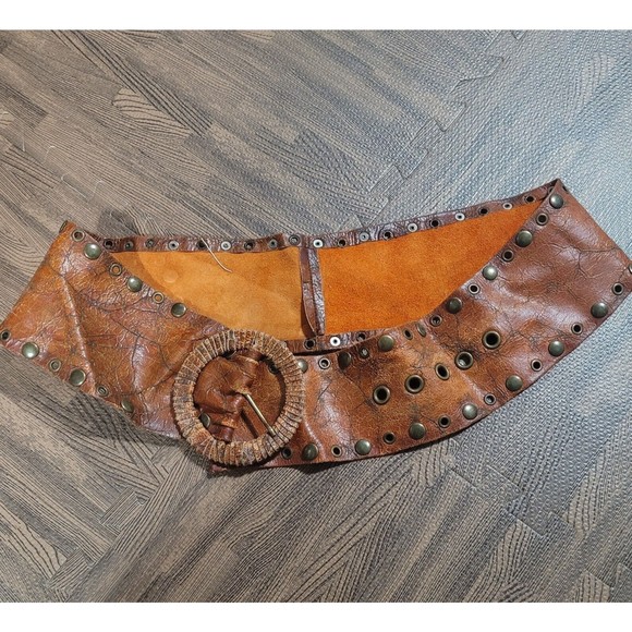 vintage USA made LEATHERROCK tooled leather 43 western  belt main image 7